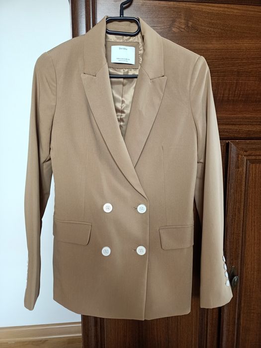 Nowa marynarka brązowa płaszcz camel  Bershka xs