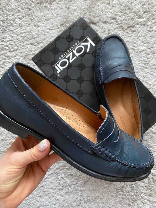 Жіночі класичні мокассини відомого бренду Kazar