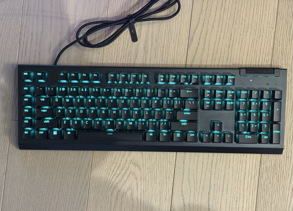 Klawiatura Razer Black Widow v4 Green Switches