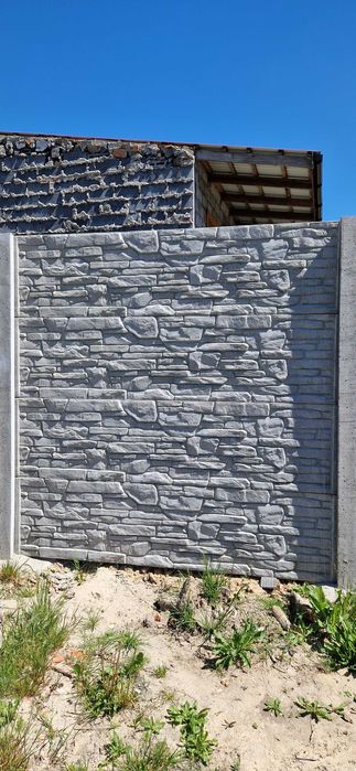 Ogrodzenia betonowe dwustronne.