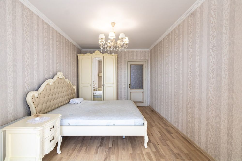 Оренда великої 3к квартири Жк Калинова Слобода