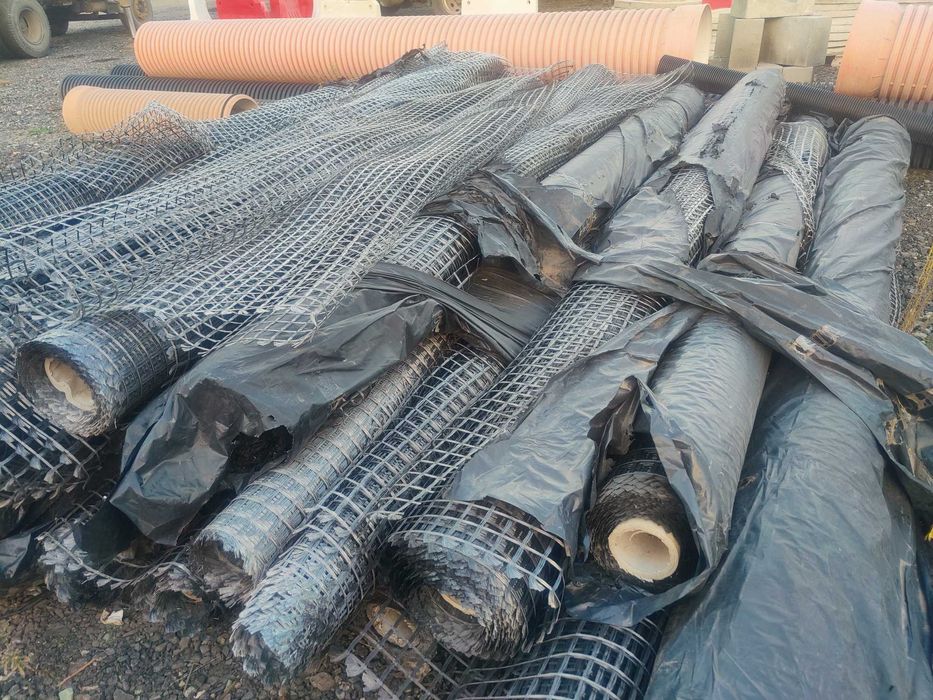 Геосетка, георешетка, сетка решетка для земли, 40х40мм для автостоянок