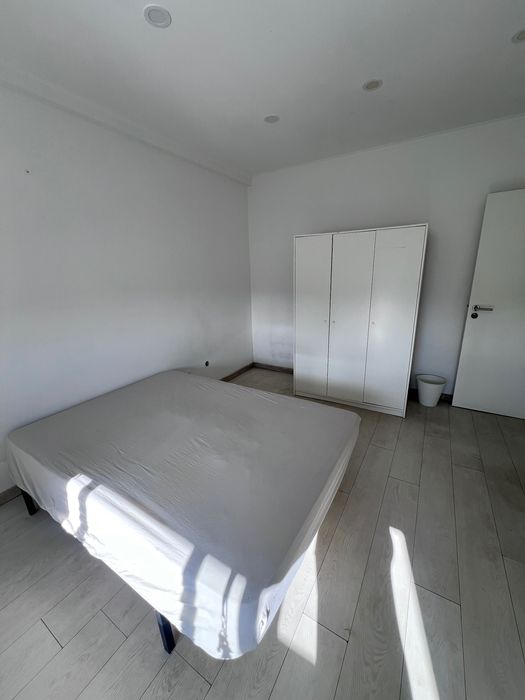 Quarto para casal todas as despesas incluídas no cacem 10mnt d estação