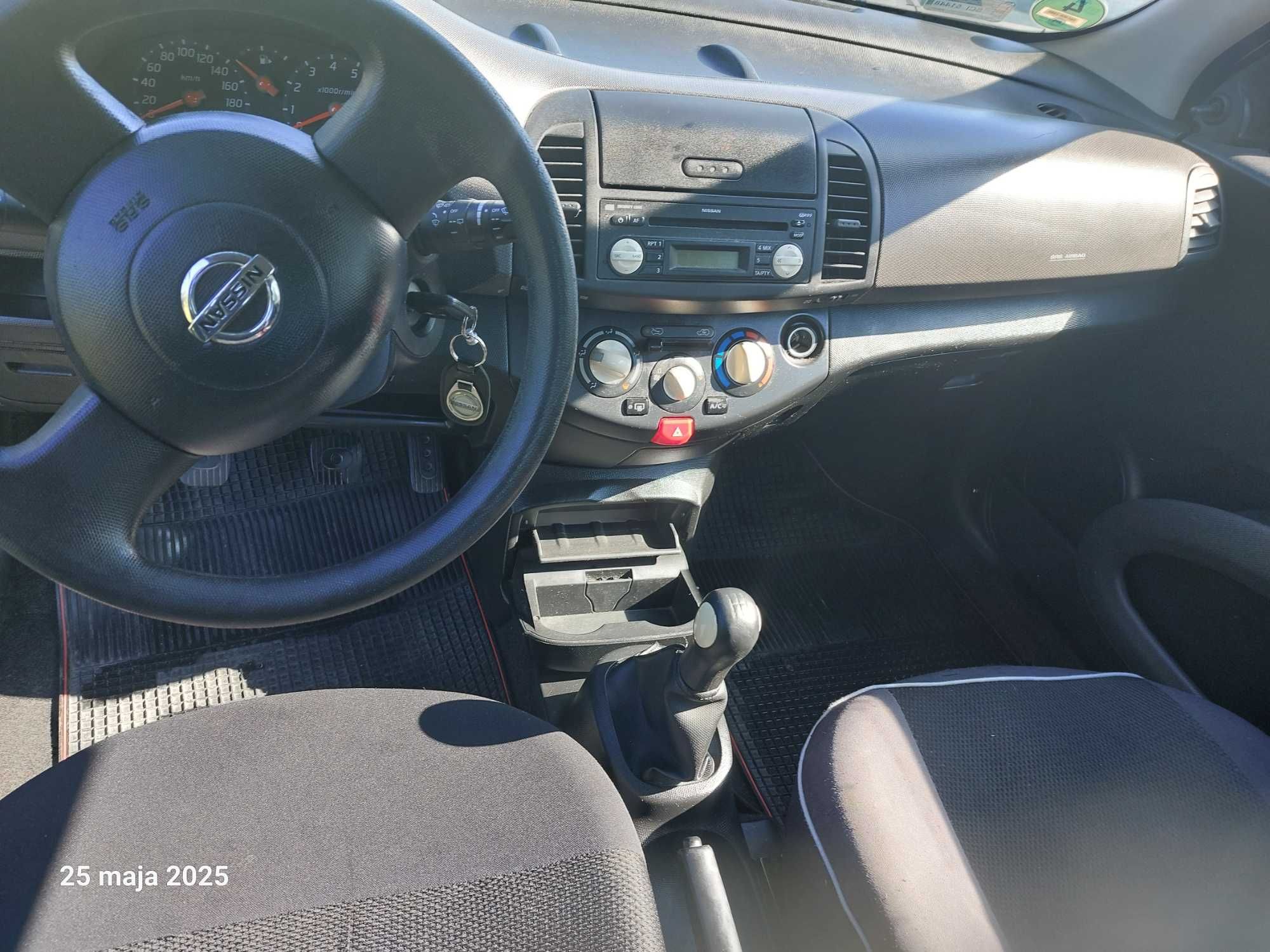 Nissan Micra 2004 Strumień