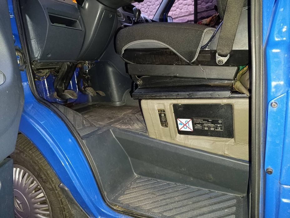 Продам мерседес спринтер 311