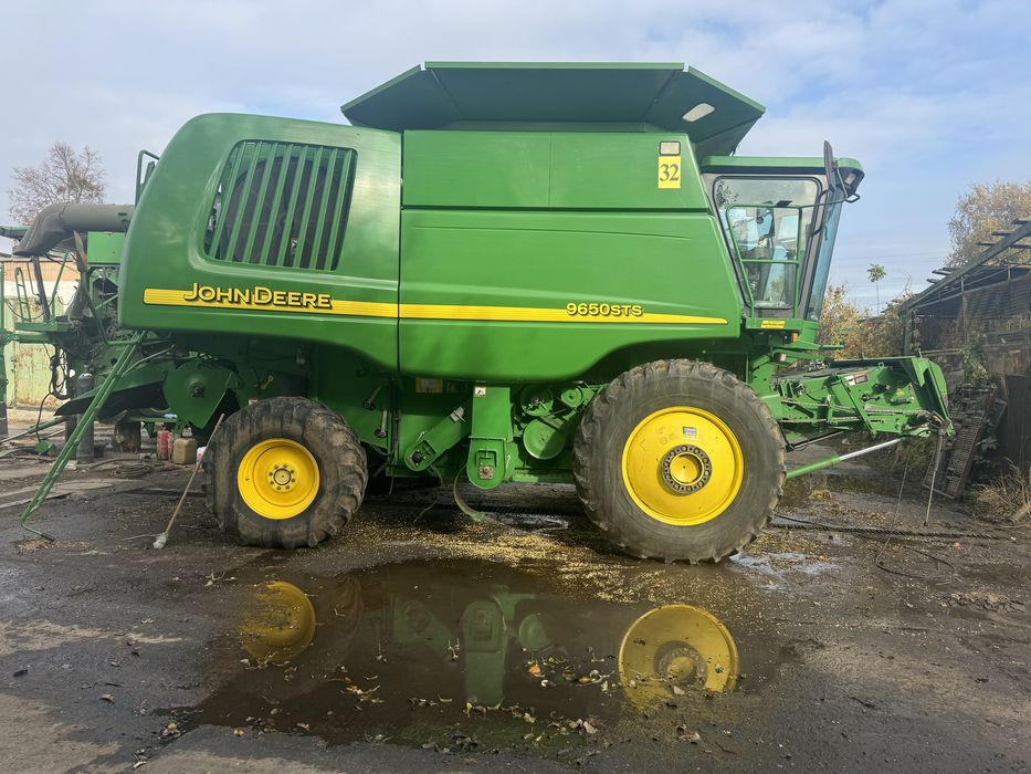 Комбайн John Deere 9650