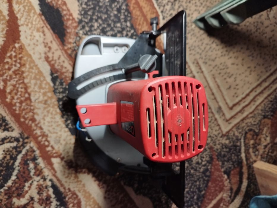 Pilarka tarczowa HKS 185 uszkodzone