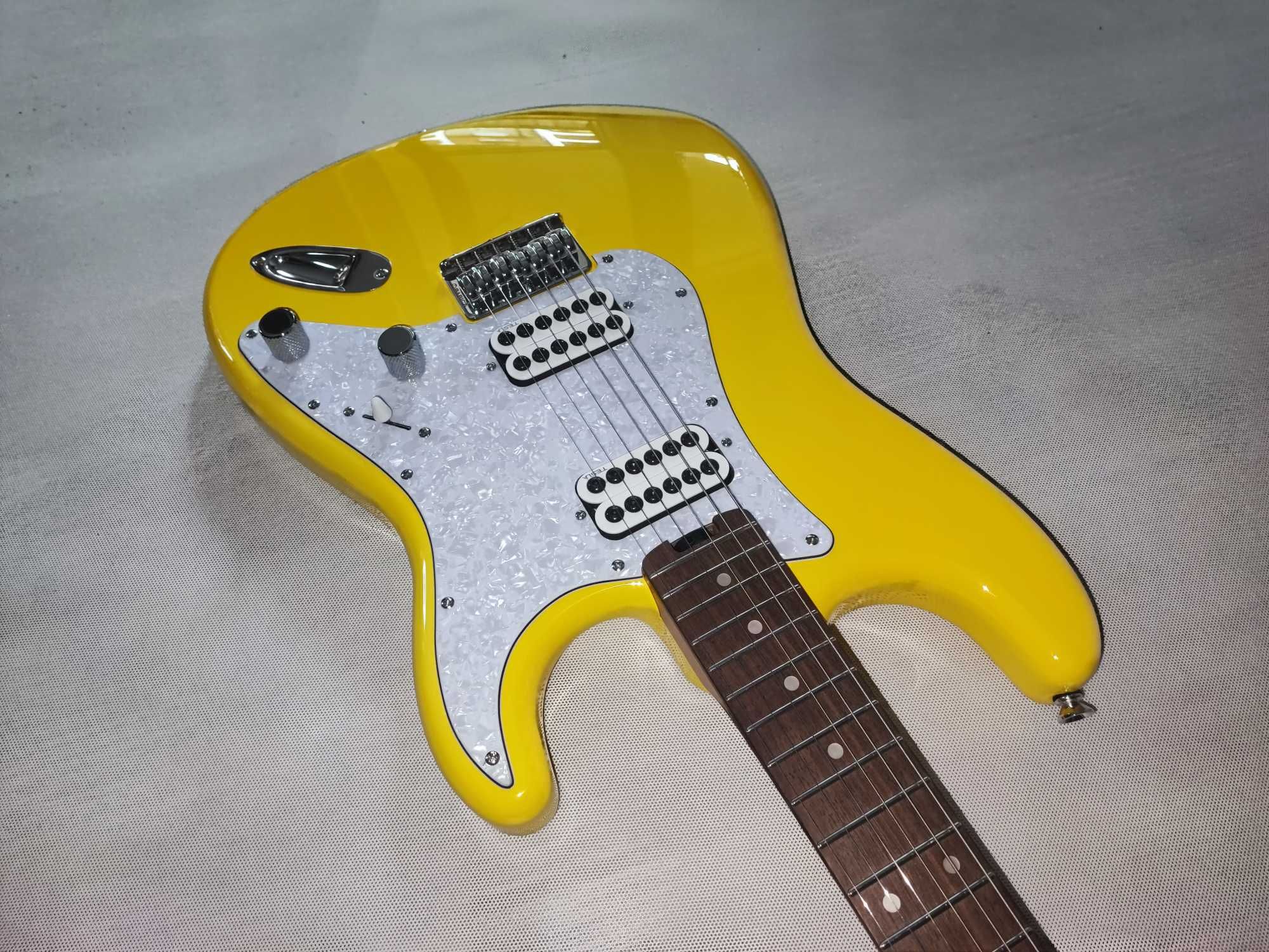 HARLEY BENTON ST-MODERN HH PLUS Yellow gitara stratocaster ustawiona