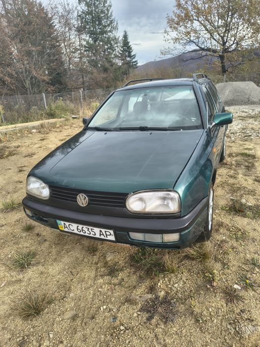 Продам Golf 3 універсал 1996року 1.8 моноінжектор