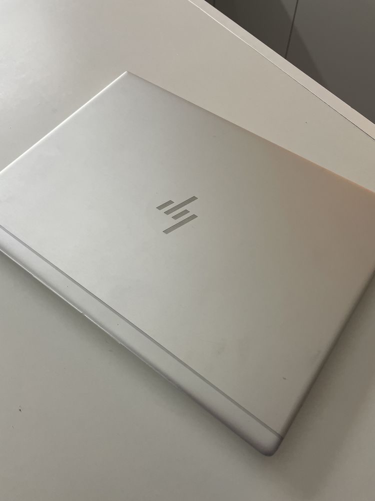 HP Elitebook i5 8th 8GB 120GB M.2 Ecra Touch