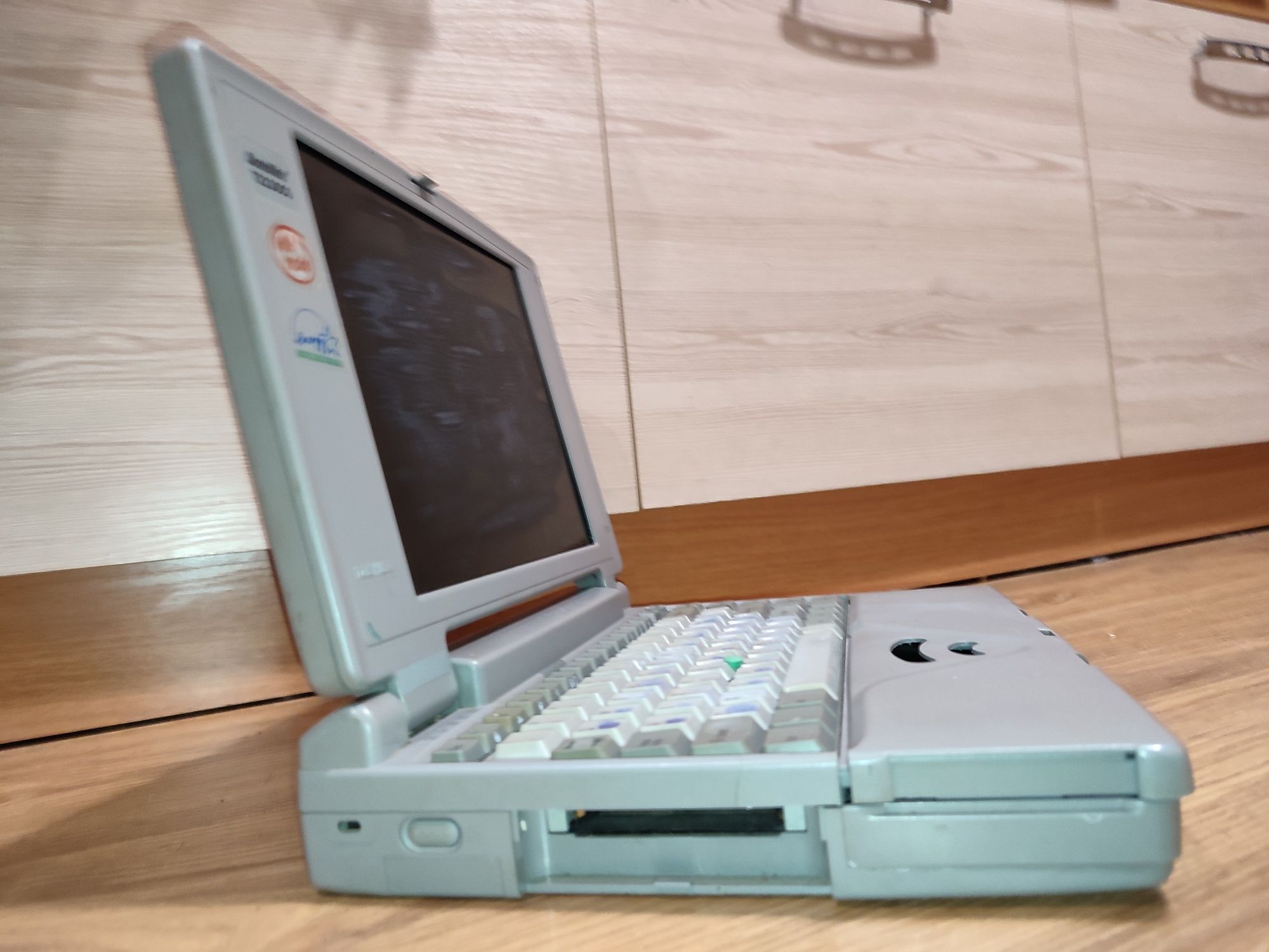 Розбірка Ретро ноутбука Toshiba Satellite T2130CS