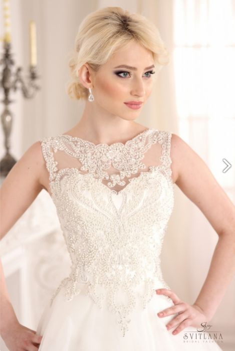 Весільна сукня