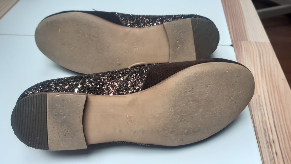 Buty Glamoursy On Me rozm. 39 brązowo-złote