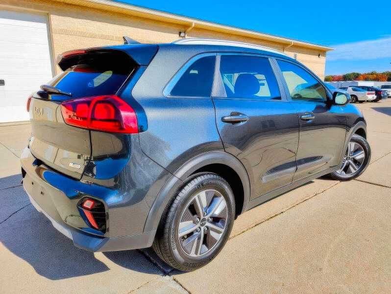 2022 Kia Niro Plug-In Hybrid LXS