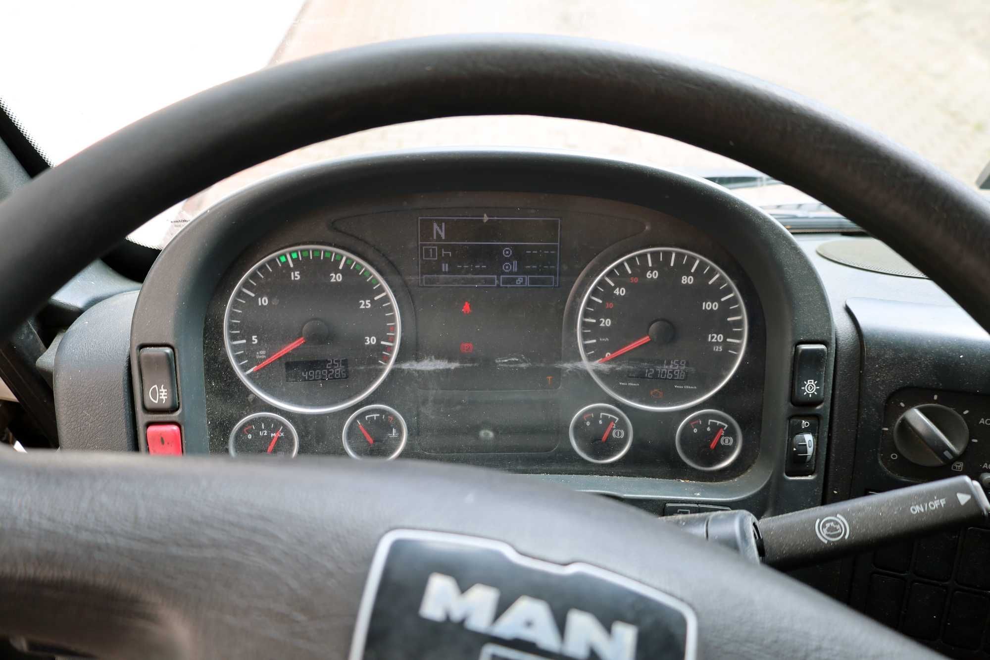 Auto ciężarowe Man TGL 8.180 4x2 BL. sprawny, 2011