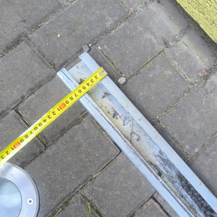 Profil stelarzowy stalowy gruby i mocny z Marantec