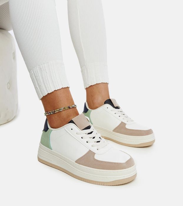 Wielokolorowe sneakersy na platformie Cvita