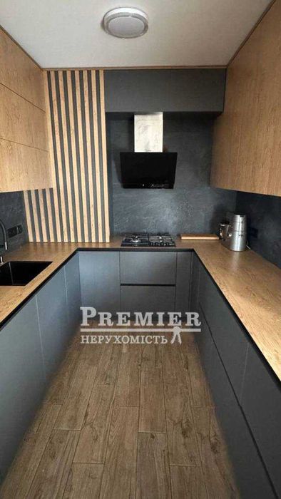 Продам сучасний будинок