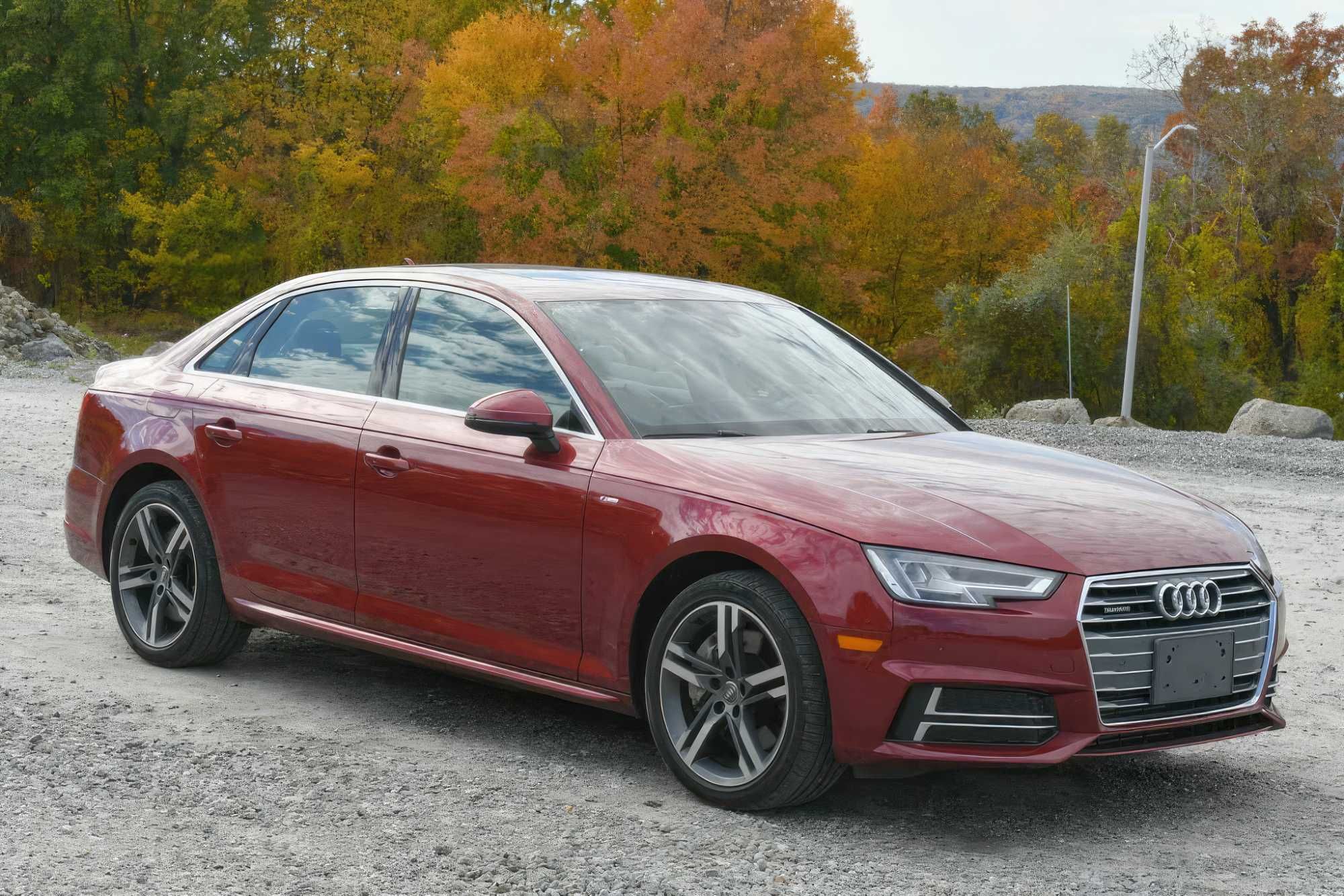 2018 Audi A4 quattro Premium Plus