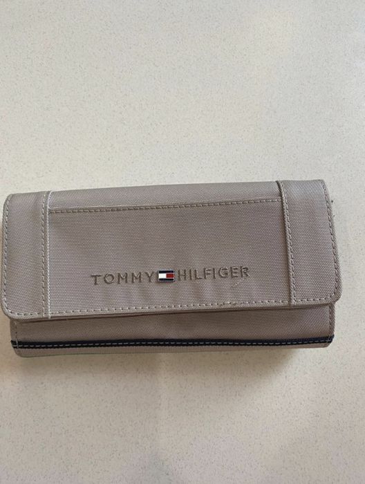 Mala + Porta moedas Tommy Hilfiger