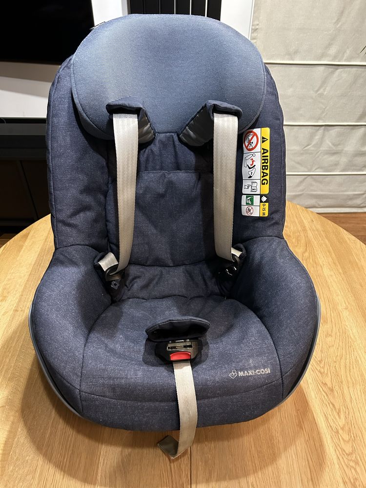 Maxi-Cosi 2wayPearl wraz z bazą ISOFIX 9-18,5kg