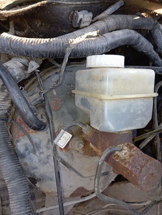 Вакум з головним циліндром.