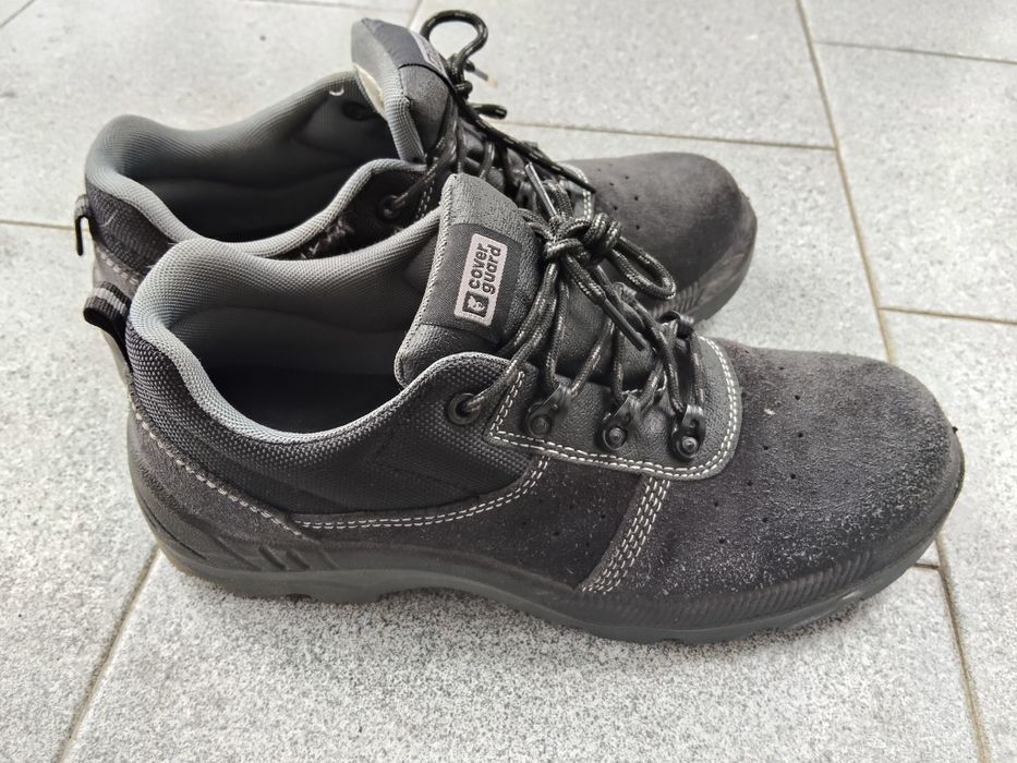 Botas de trabalho profissional (Coverd guard)
Novas e n