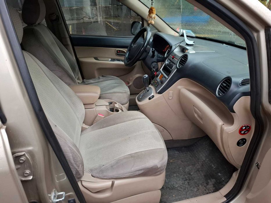 KIA carenc 2.0 cvvt бензин