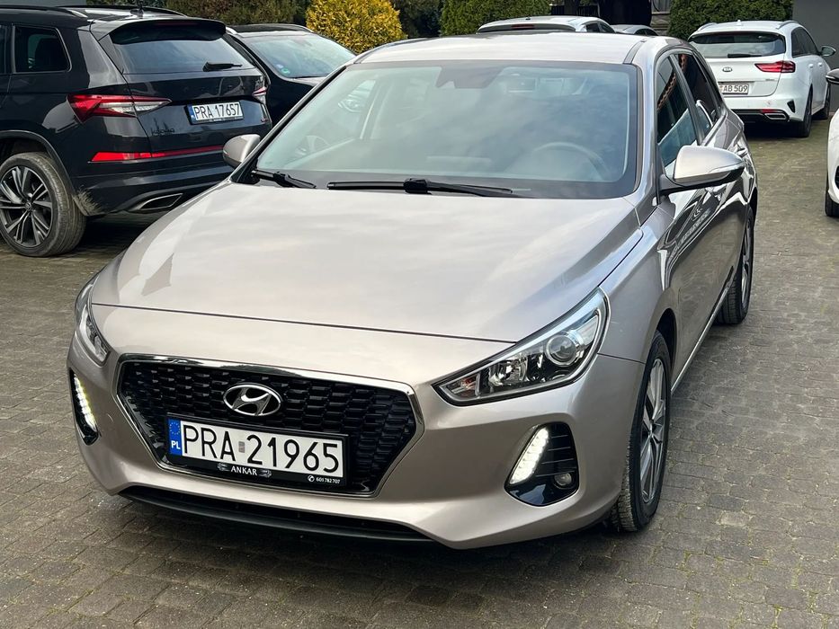 Hyundai I30 1.4 T-GDI Navi LED kamera 80859 km Gwarancja przebiegu !!!