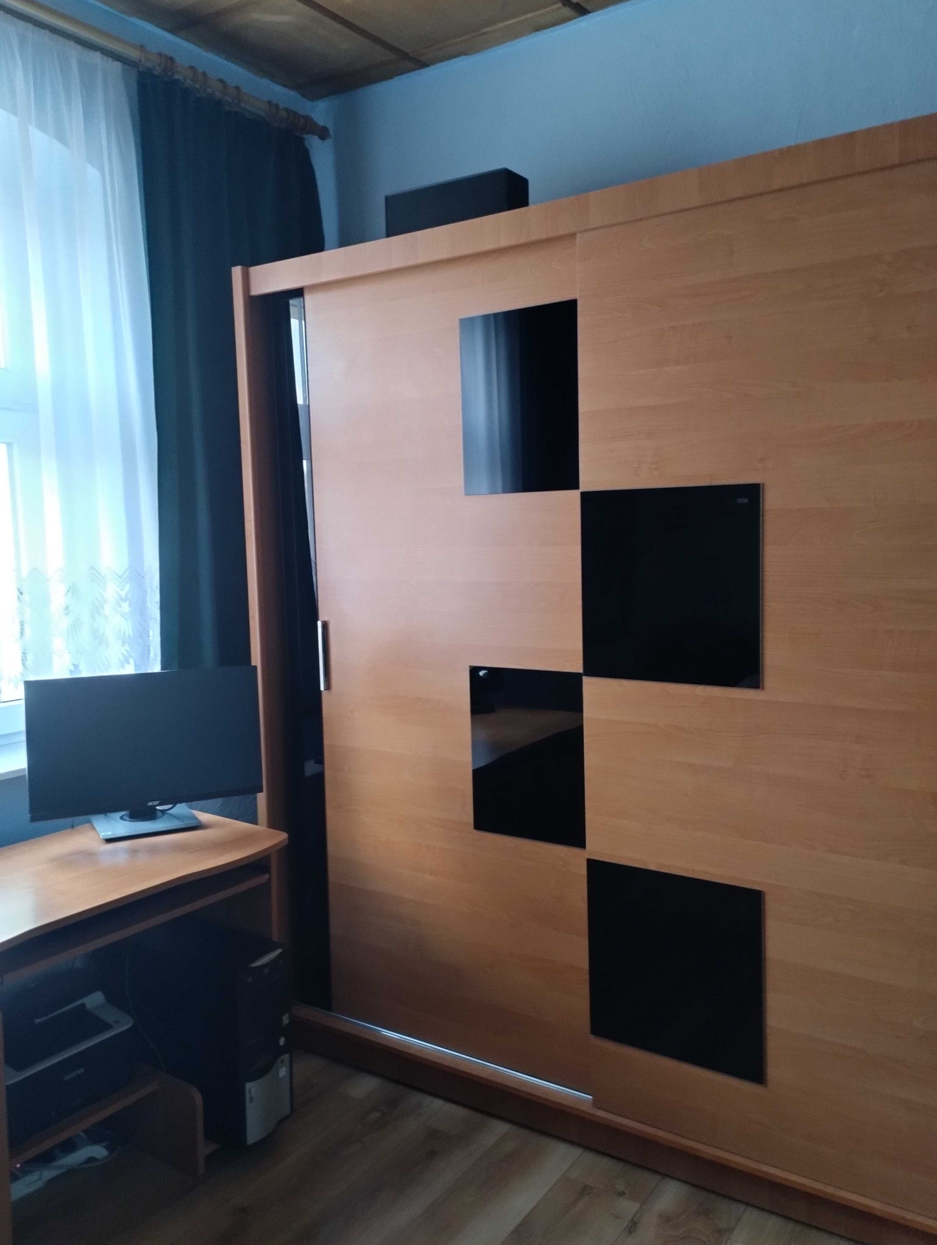 sprzedam całkiem fajne dwupokojowe mieszkanie w Wałbrzychu