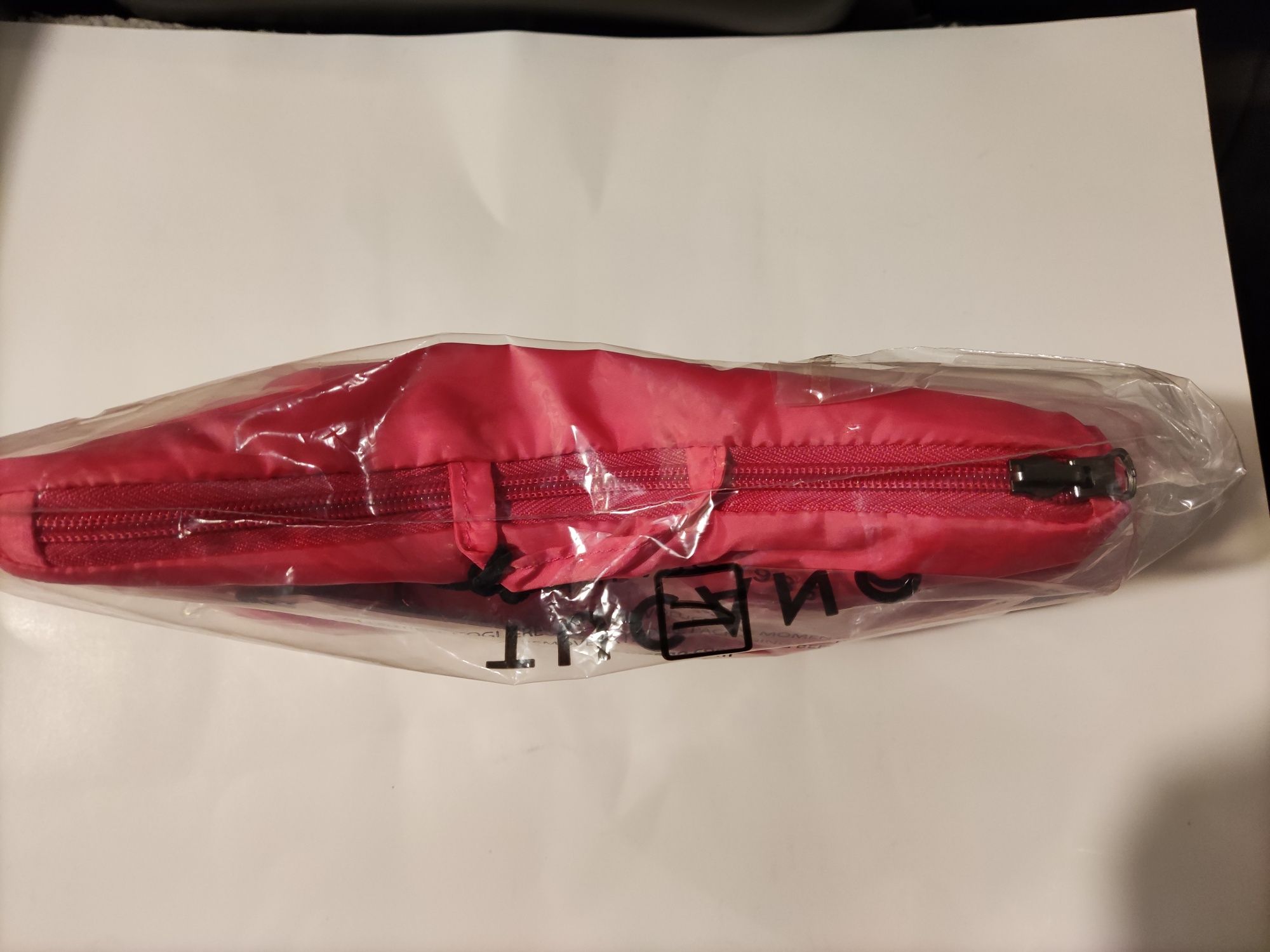 Mochila expansível Tucano Compatto Eco Backpack rosa forte