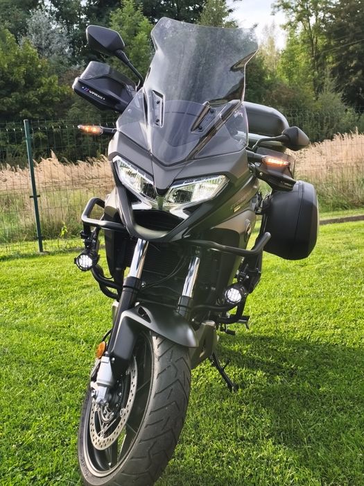 Sprzedam Honda VFR  800 X CROUSSRUNNER przebieg 17700