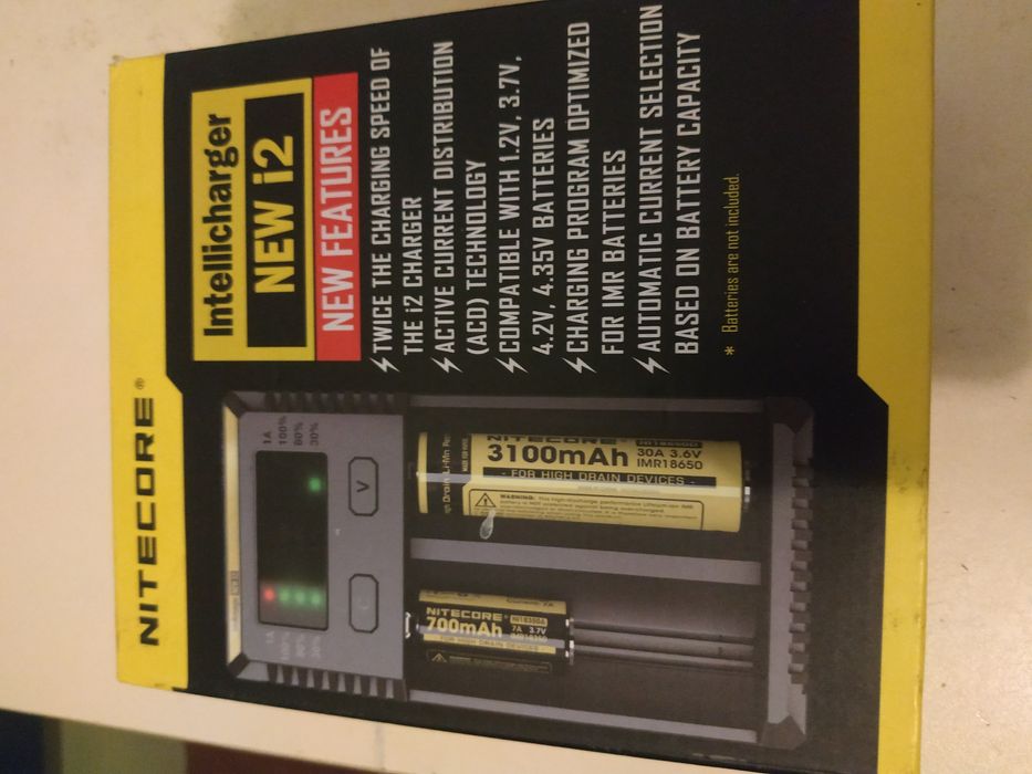 Nitecore NEW i2 Зарядний Пристрій для Акумуляторів