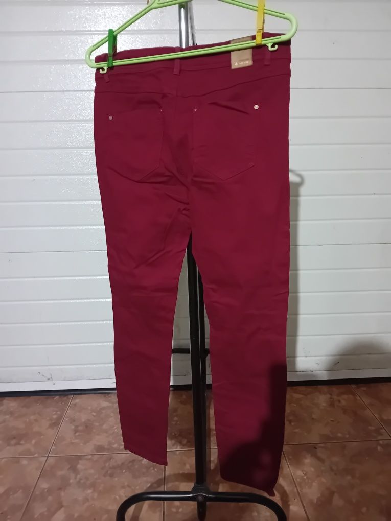 Calça.         .