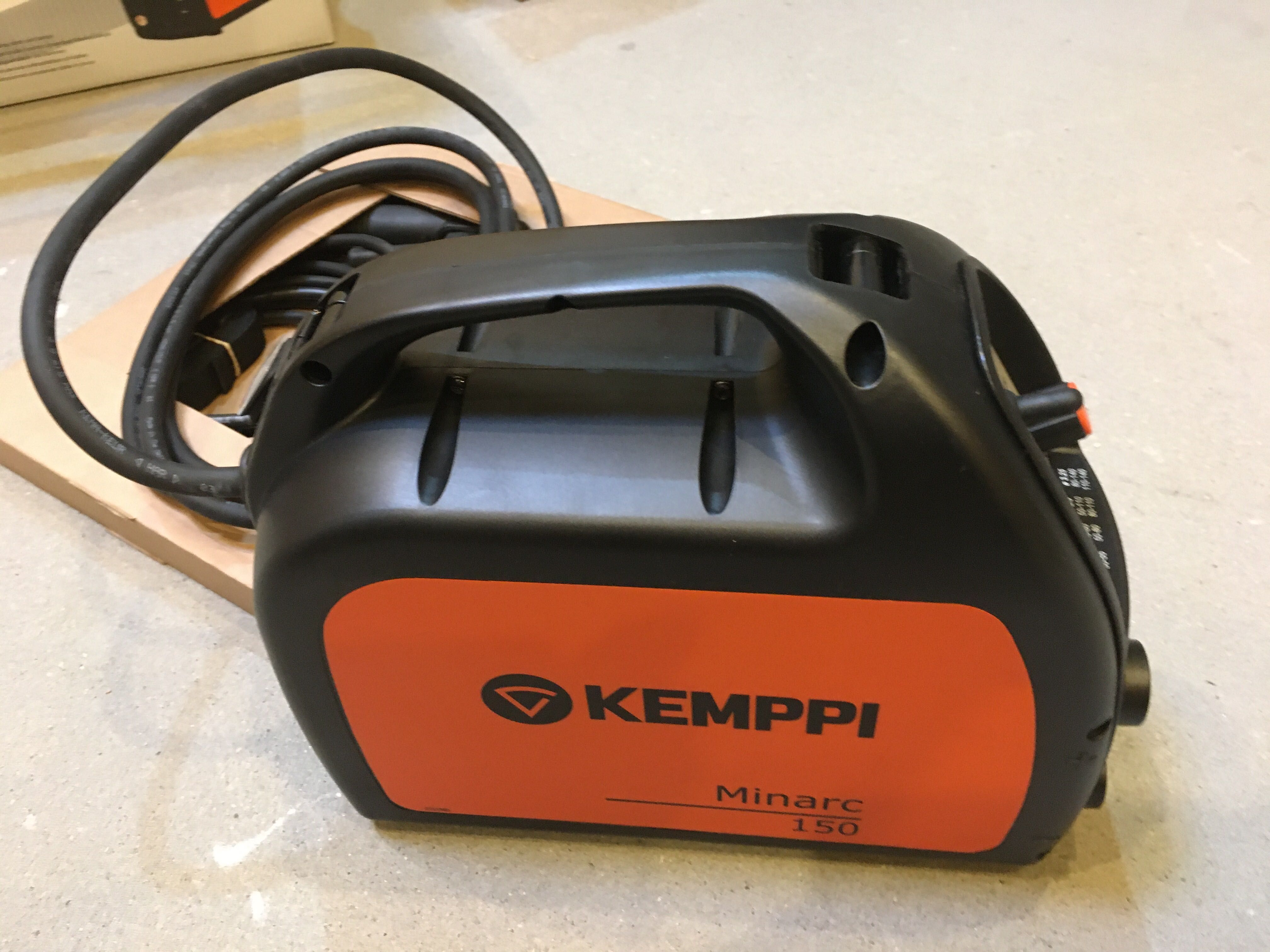 Spawarka Kemppi Minarc 150 nowa + przyłbica