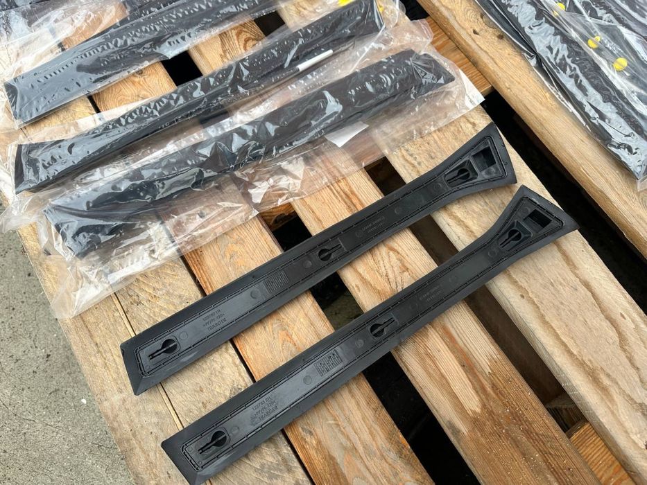 Astra H ущільнювач уплотнітель центральної стойки opel астра н аш gm