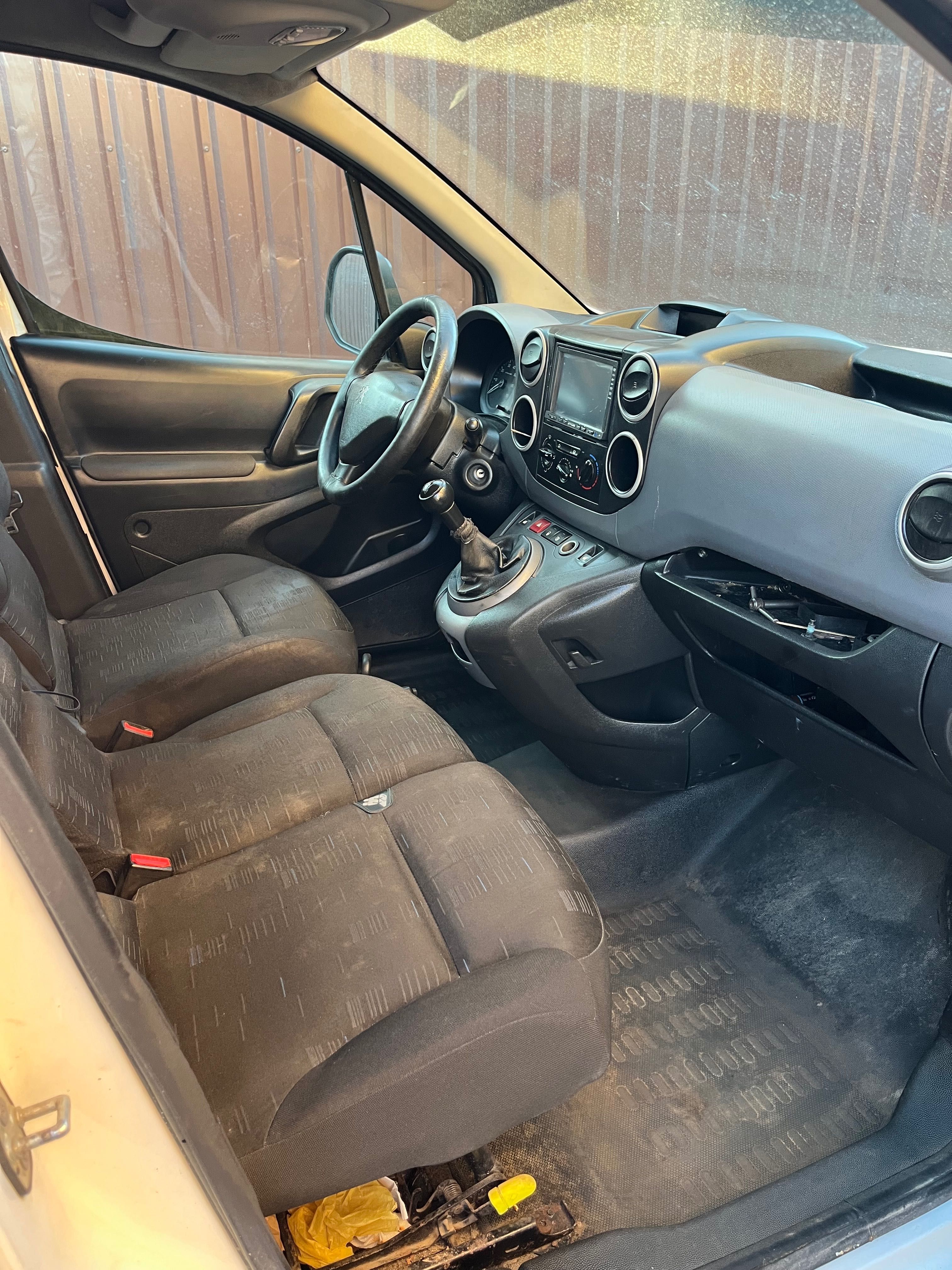 Peugeot Partner Maxi 2010 1.6 дизель