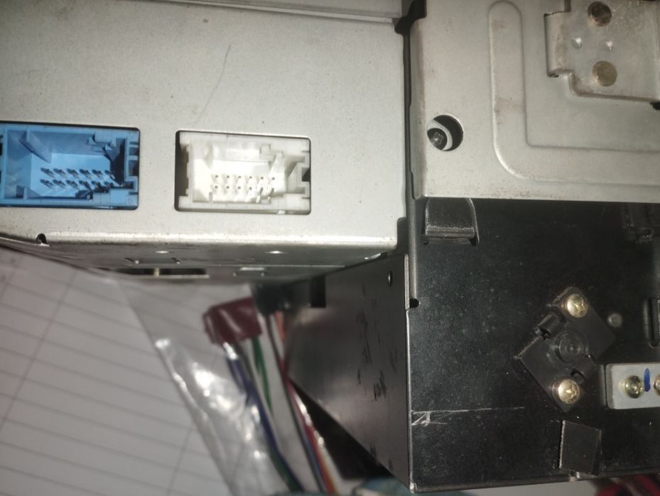 Продам  магнітолу Alpine