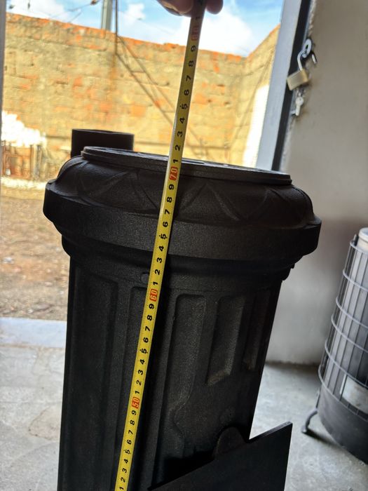 Salamandra antiga em ferro fundido LOMA - Bom Estad