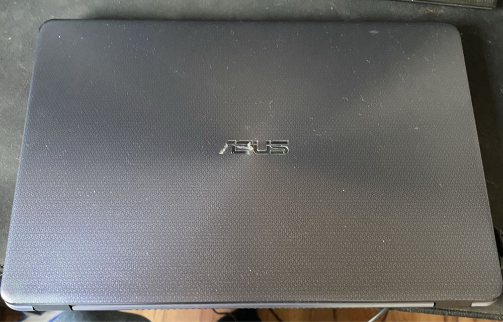 Asus Vivobook 15