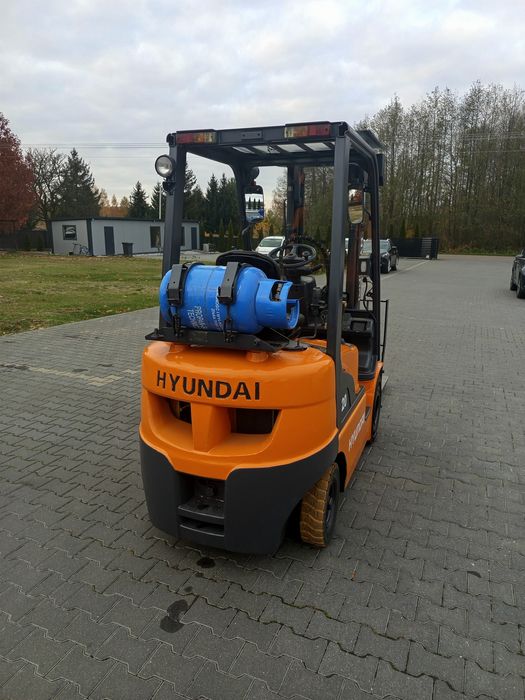 Sprzedam wózek widłowy Hyundai udz 2 to rok 2012
