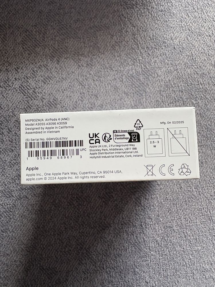 Nowe, oryginalne słuchawki Apple Airpods 4 z ANC