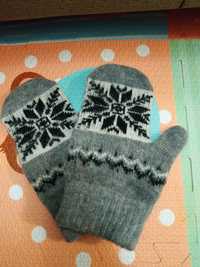 Продам жіночі рукавички