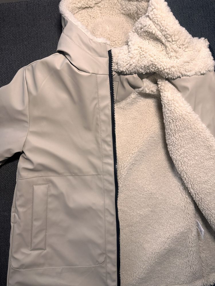 Курточка Zara 6-7 лет (120 см)