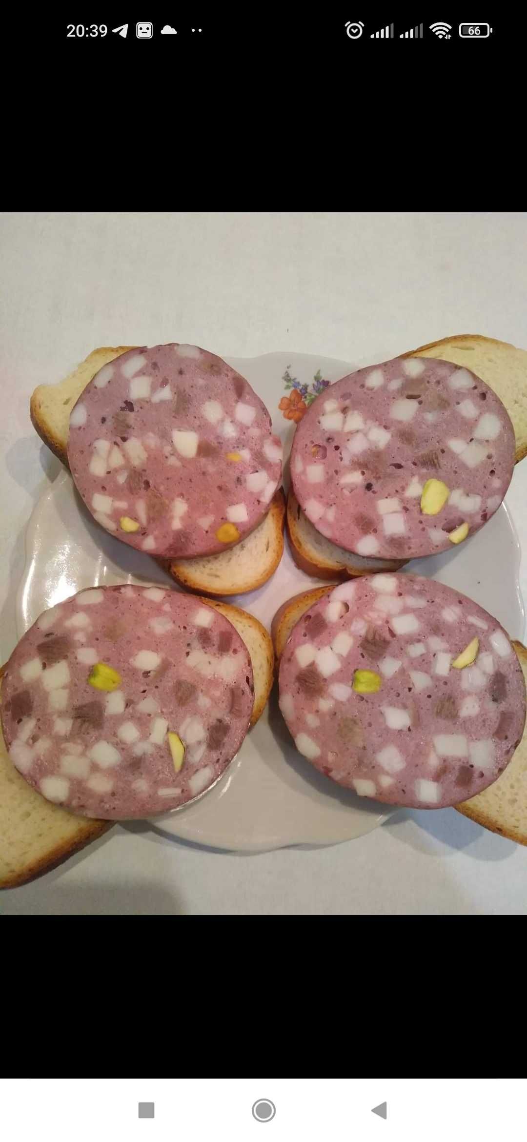 Колбасы и копчёности