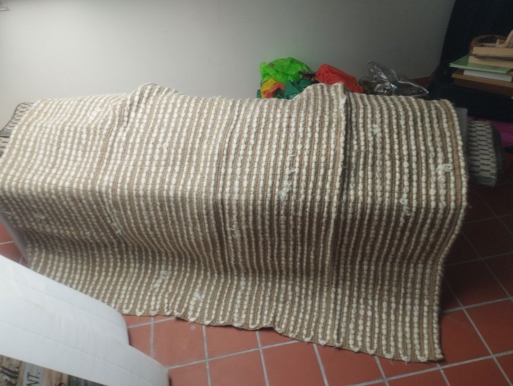 Vendo tapete juta