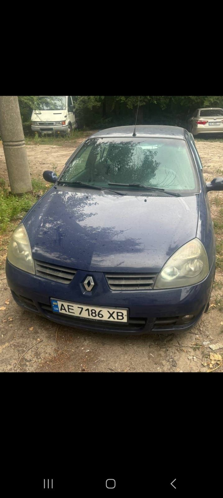 Renault clio машина
