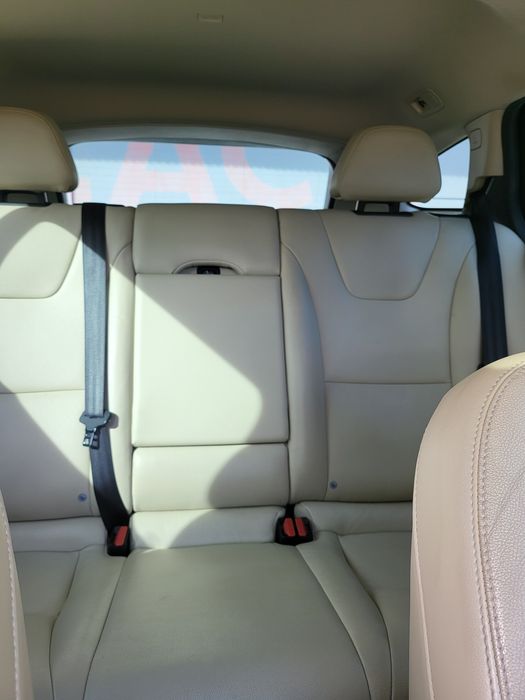 Volvo V60 2016 2.0. Бензин