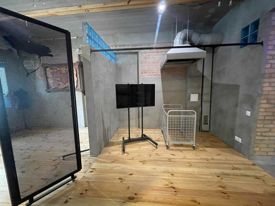 Приміщення вільного призначення в ЖК “Волошковий”