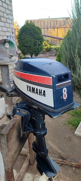Лодочний мотор двигун Yamaha 8
